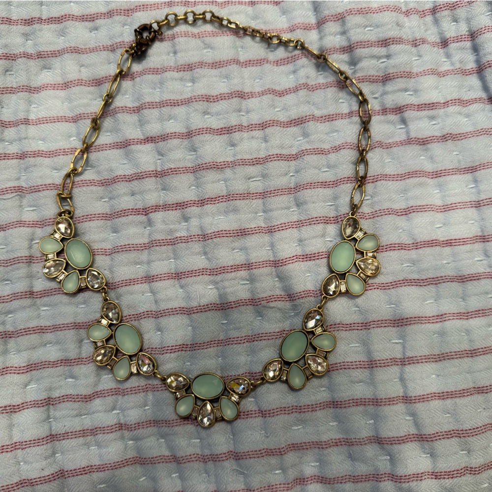 Vintage-Inspired Green Necklace